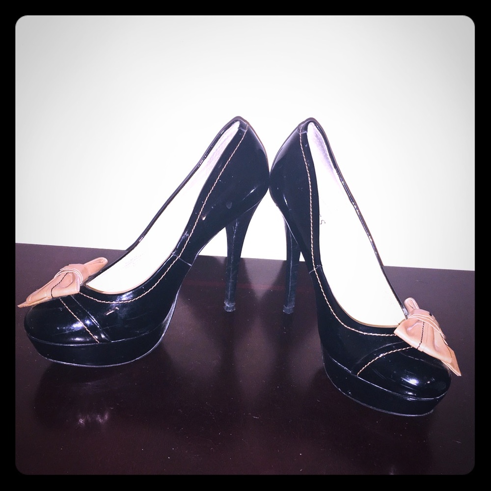 Guess Heels (Diminished Platform) 8M